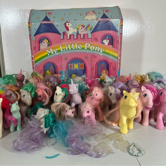 Vintage Hasbro 80s My Little Pony Collectors Case W/ 33 Ponies/Friends 1982-87